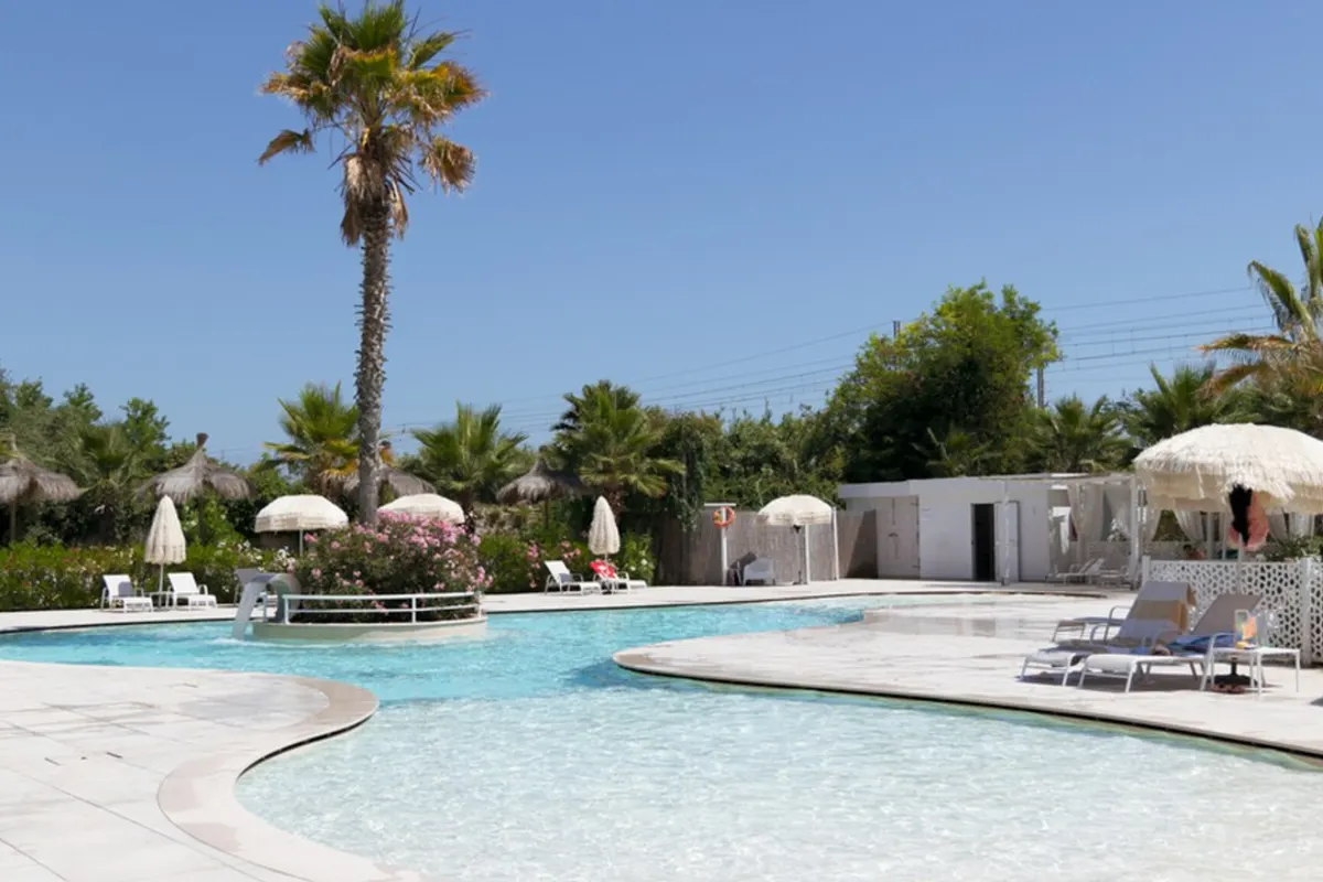 Villa Alwin Beach Resort